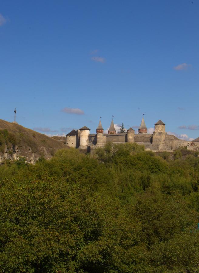 Готель Smotrytska Vezha Кам'янець-Подільский Екстер'єр фото