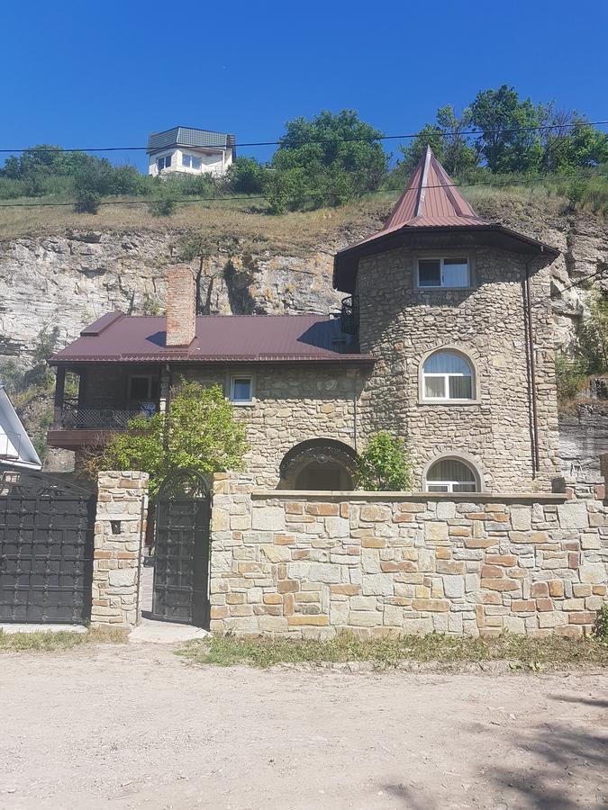 Готель Smotrytska Vezha Кам'янець-Подільский Екстер'єр фото
